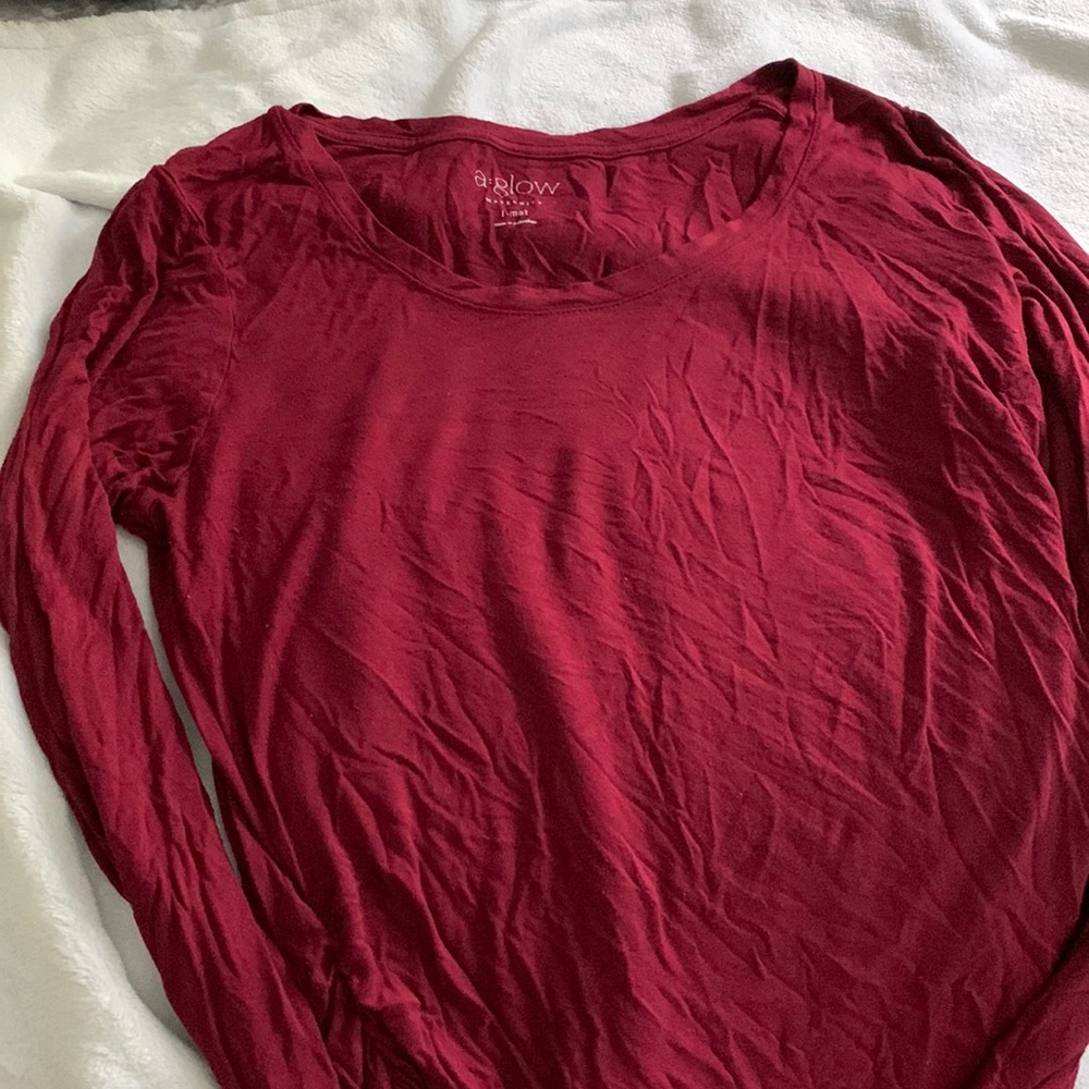 A Glow maternity long sleeve